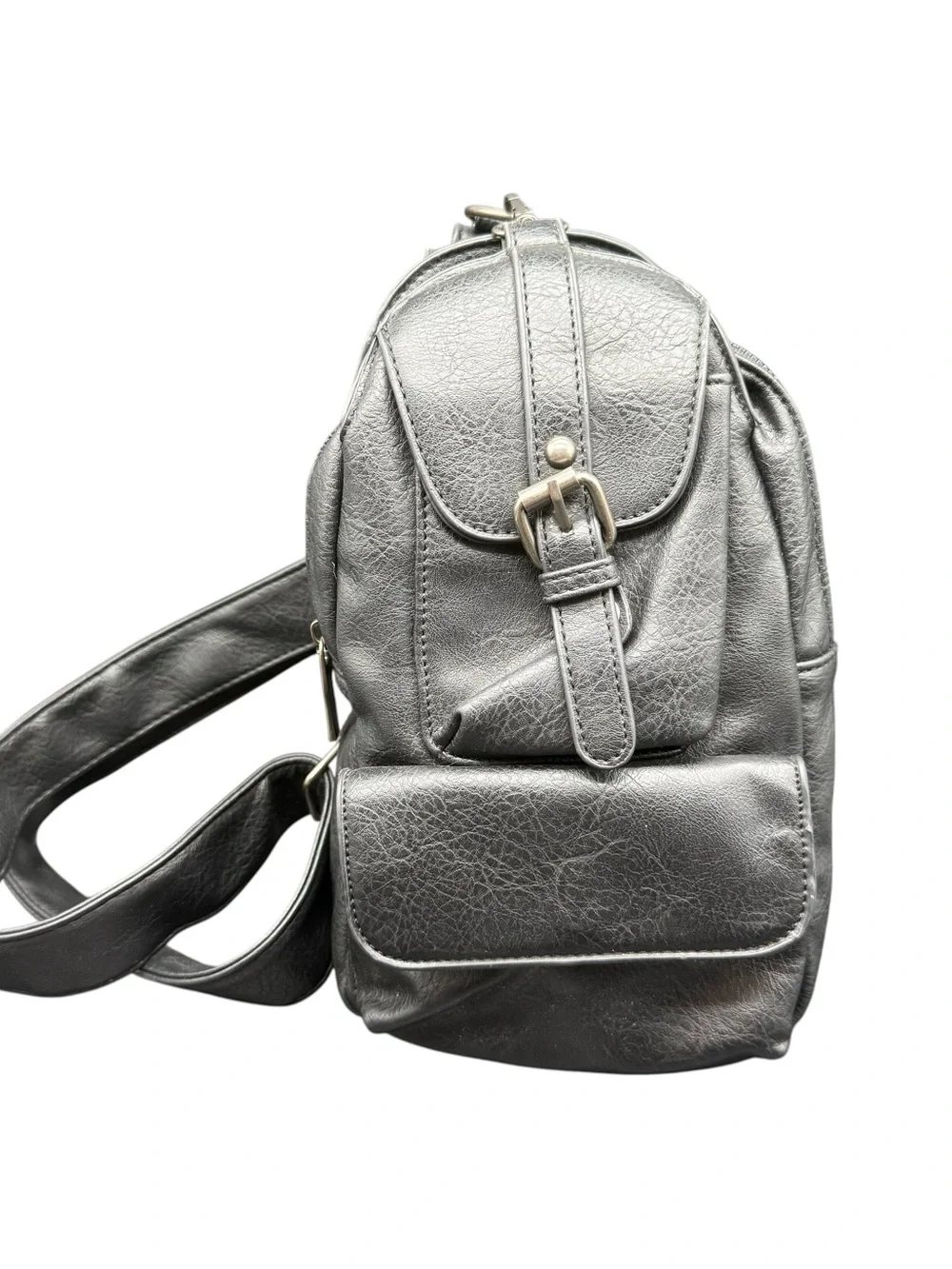 Vegan Leather Crossbody Sling Bag Chevron Lining Casual Travel Pack Black